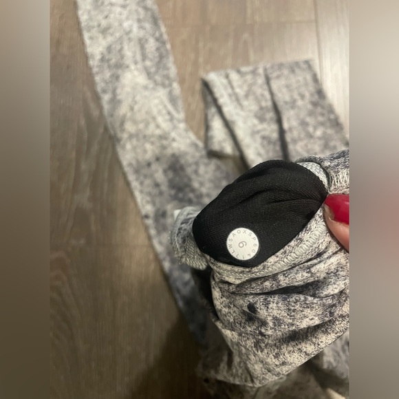 Lyle mom Wunder under high rise 25” - Picture 2 of 4